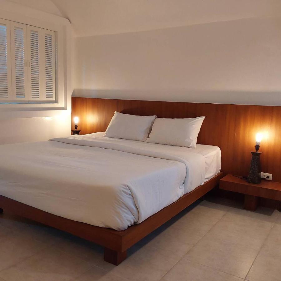 Benyada Lodge - Surin Beach Bagian luar foto
