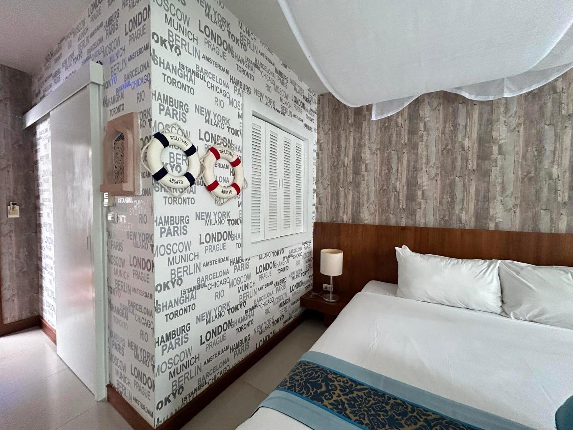 Benyada Lodge - Surin Beach Bagian luar foto