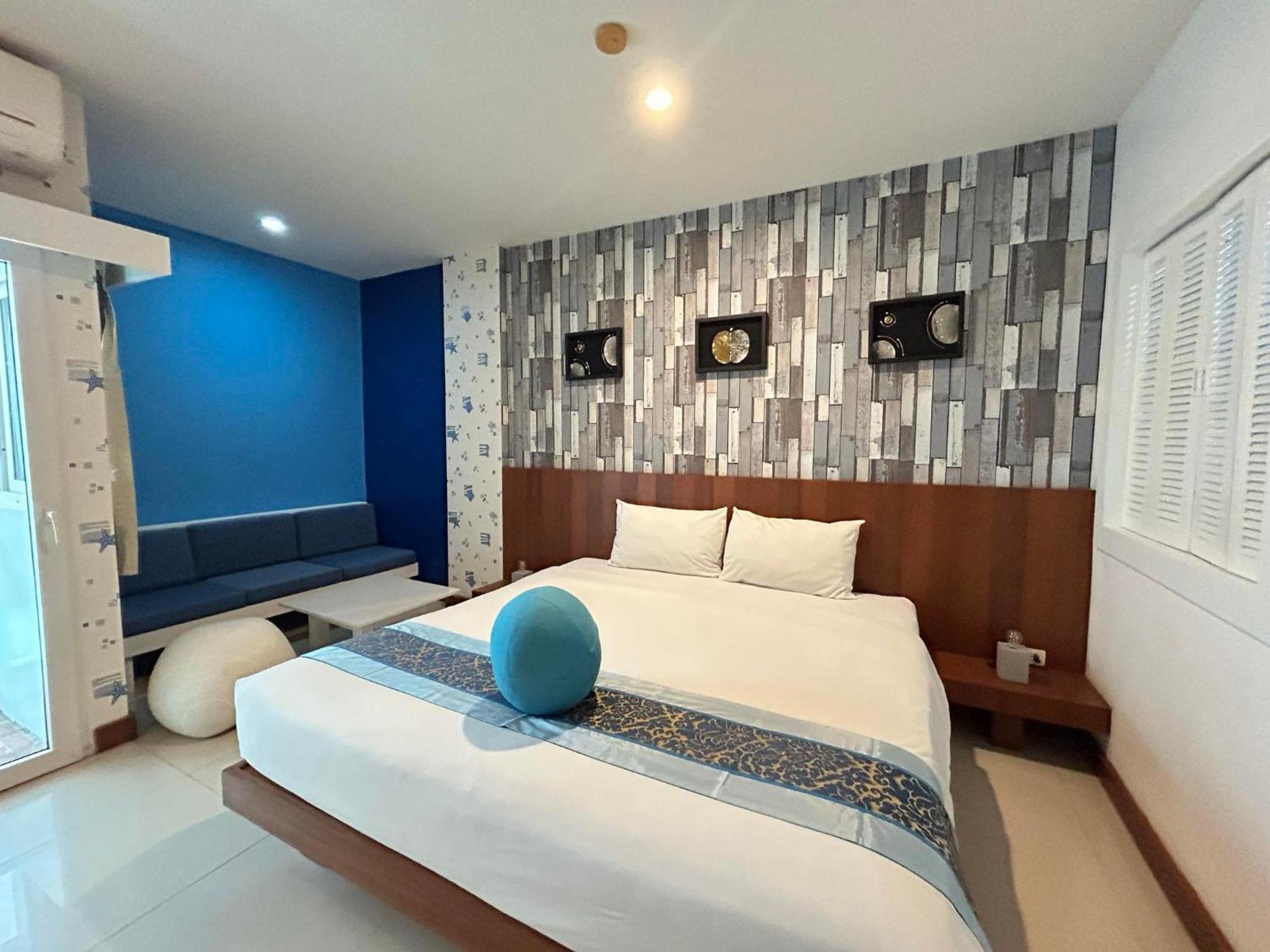 Benyada Lodge - Surin Beach Bagian luar foto