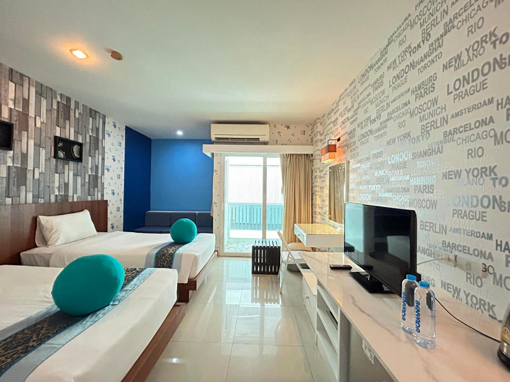 Benyada Lodge - Surin Beach Bagian luar foto