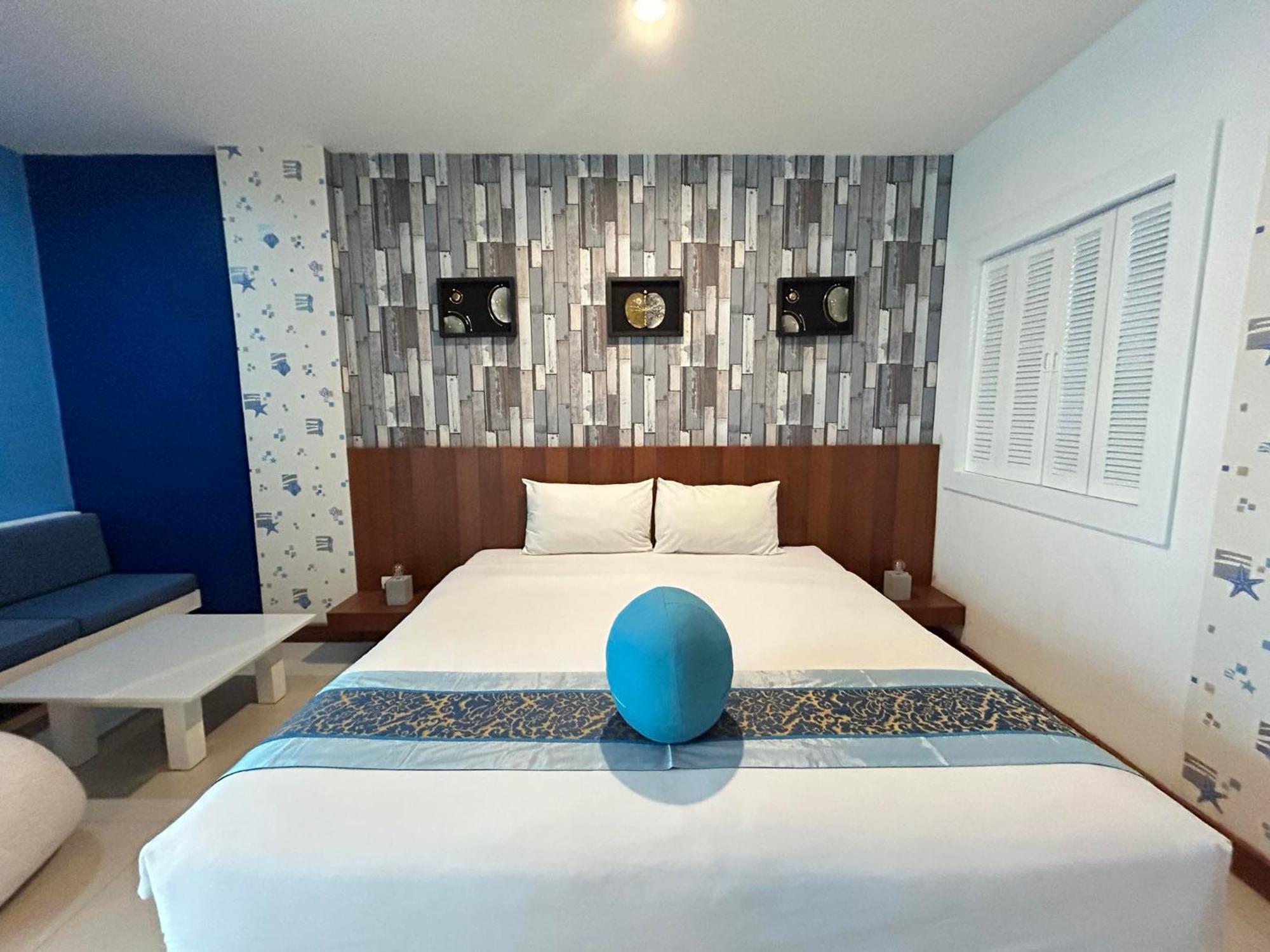 Benyada Lodge - Surin Beach Bagian luar foto