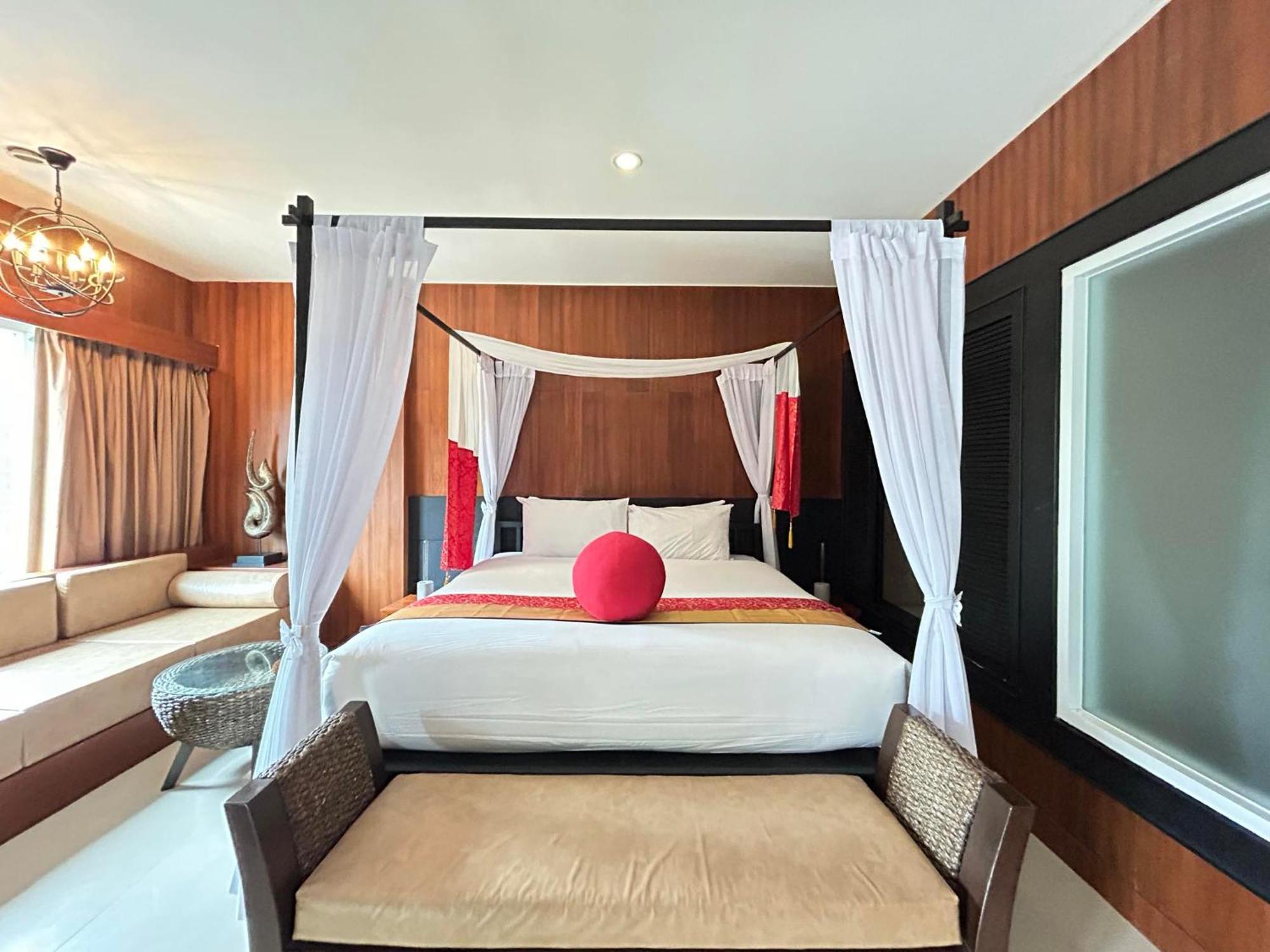 Benyada Lodge - Surin Beach Bagian luar foto