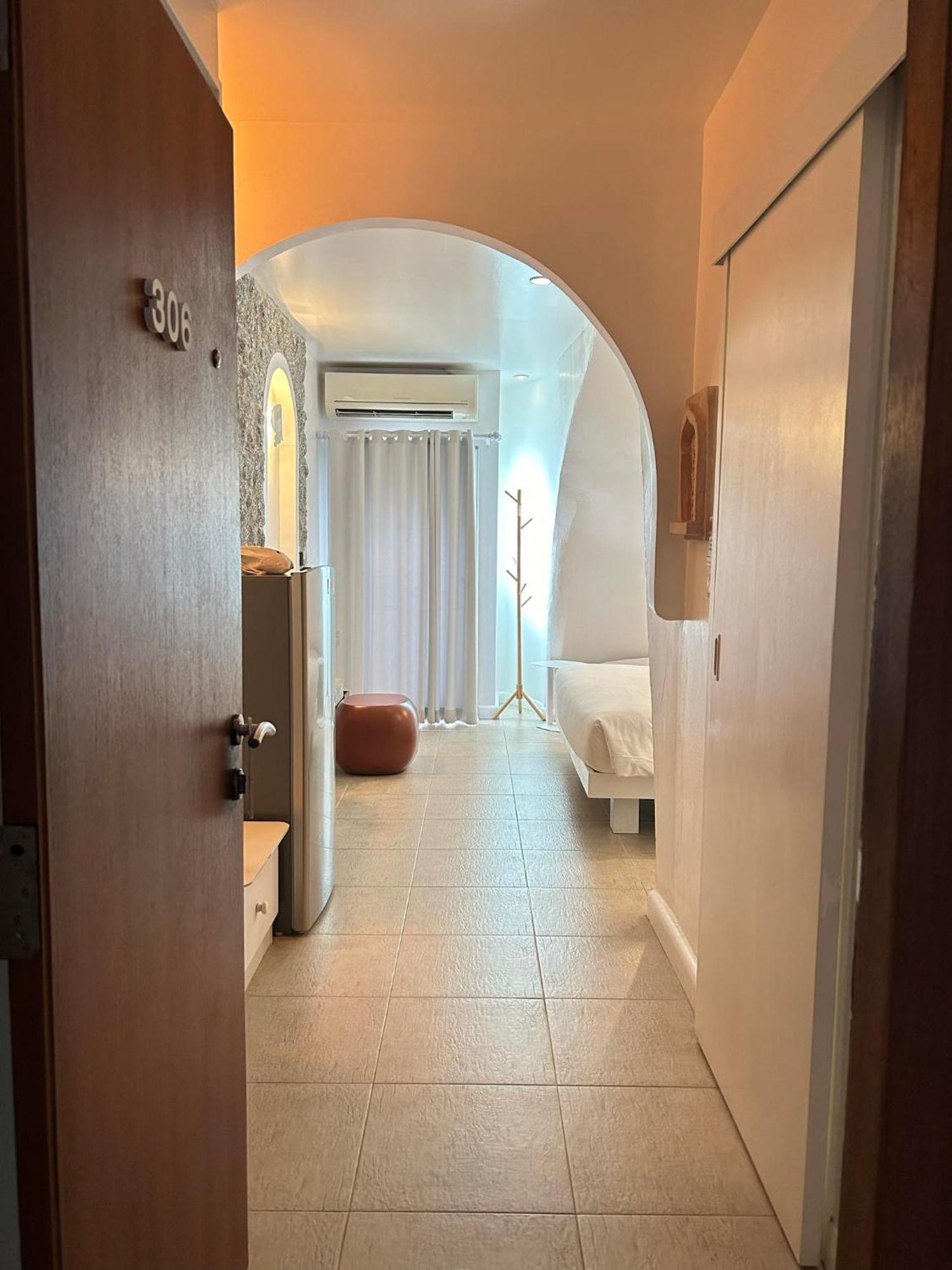 Benyada Lodge - Surin Beach Bagian luar foto
